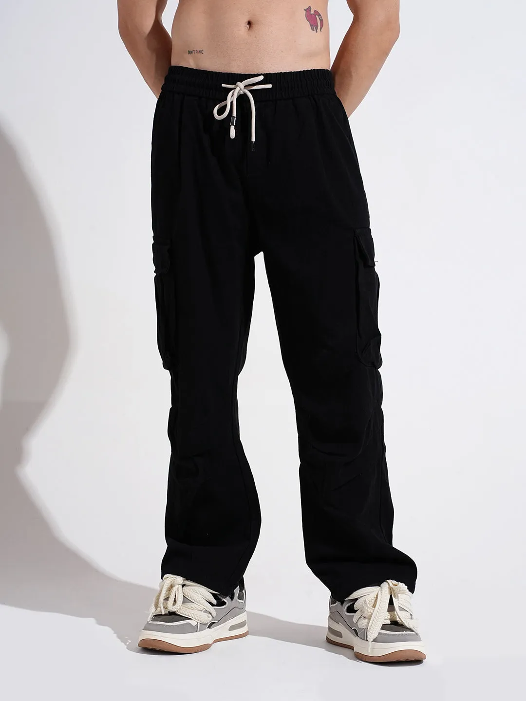 OdorResistant Men's Black Straight Fit Cargo Trousers