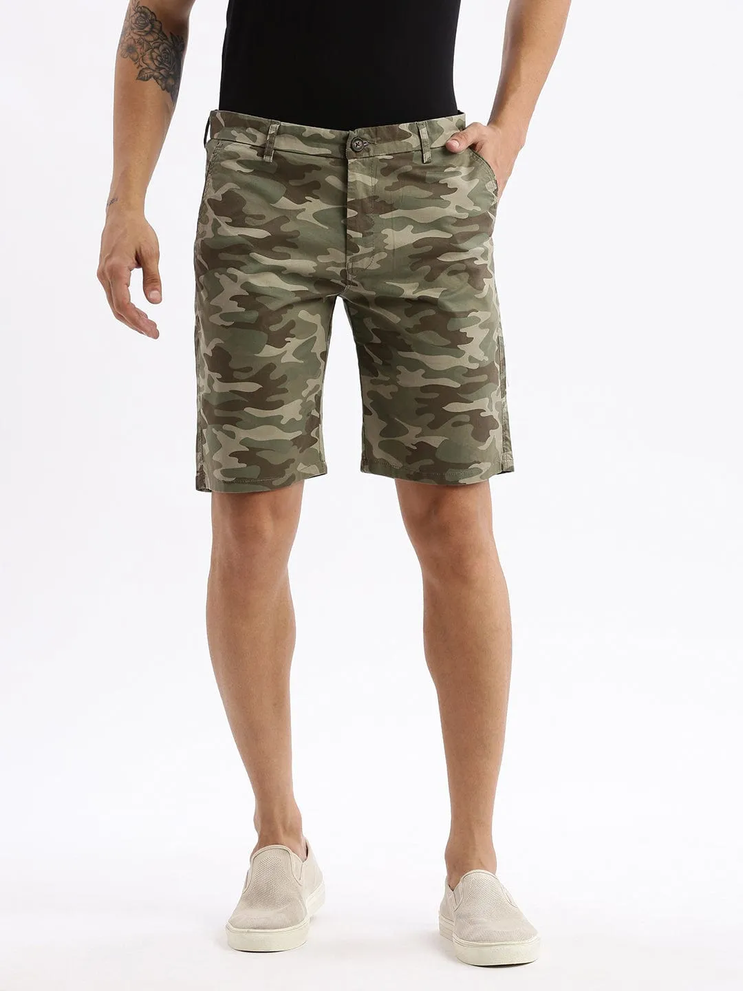 Minimalist Style Men's Camouflage Olive Cotton Shorts