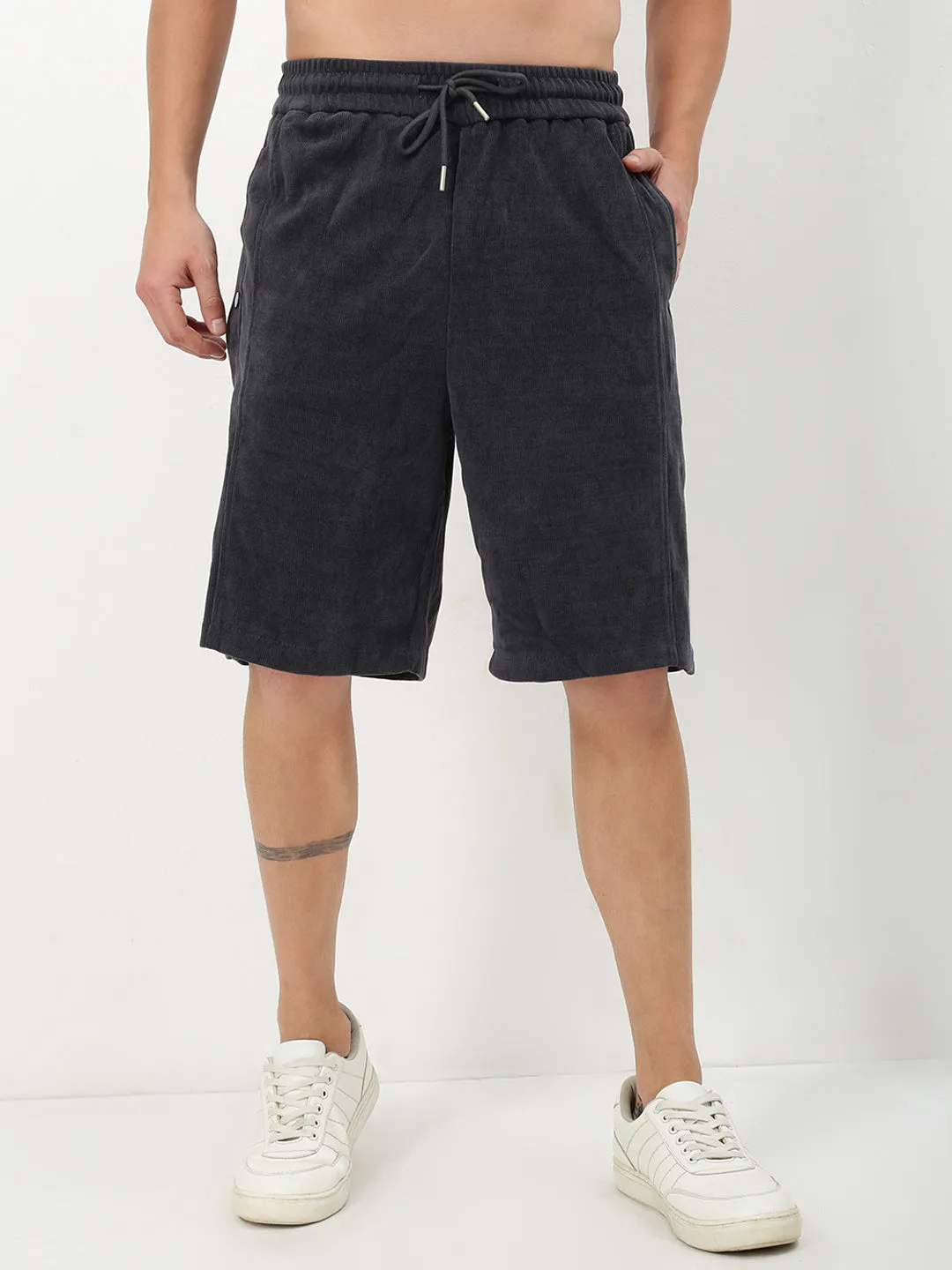Snug Fit Ripstop Material Men's Grey Solid Shorts