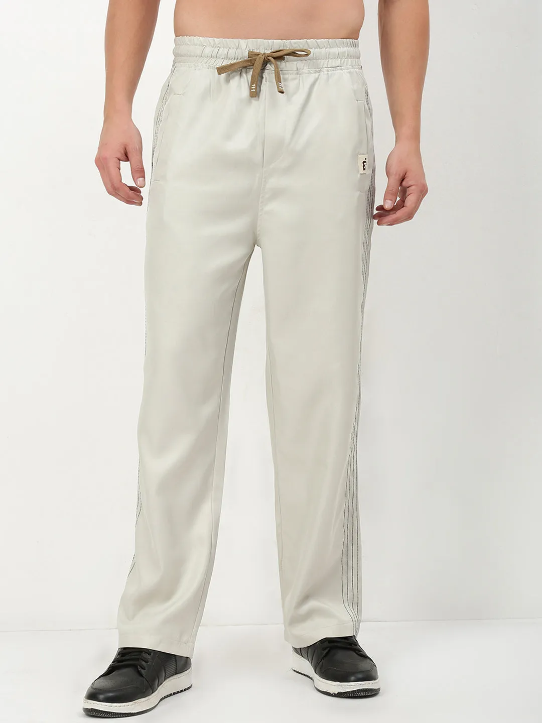 Minimalist Look Men's Grey Solid Straight Fit Trousers