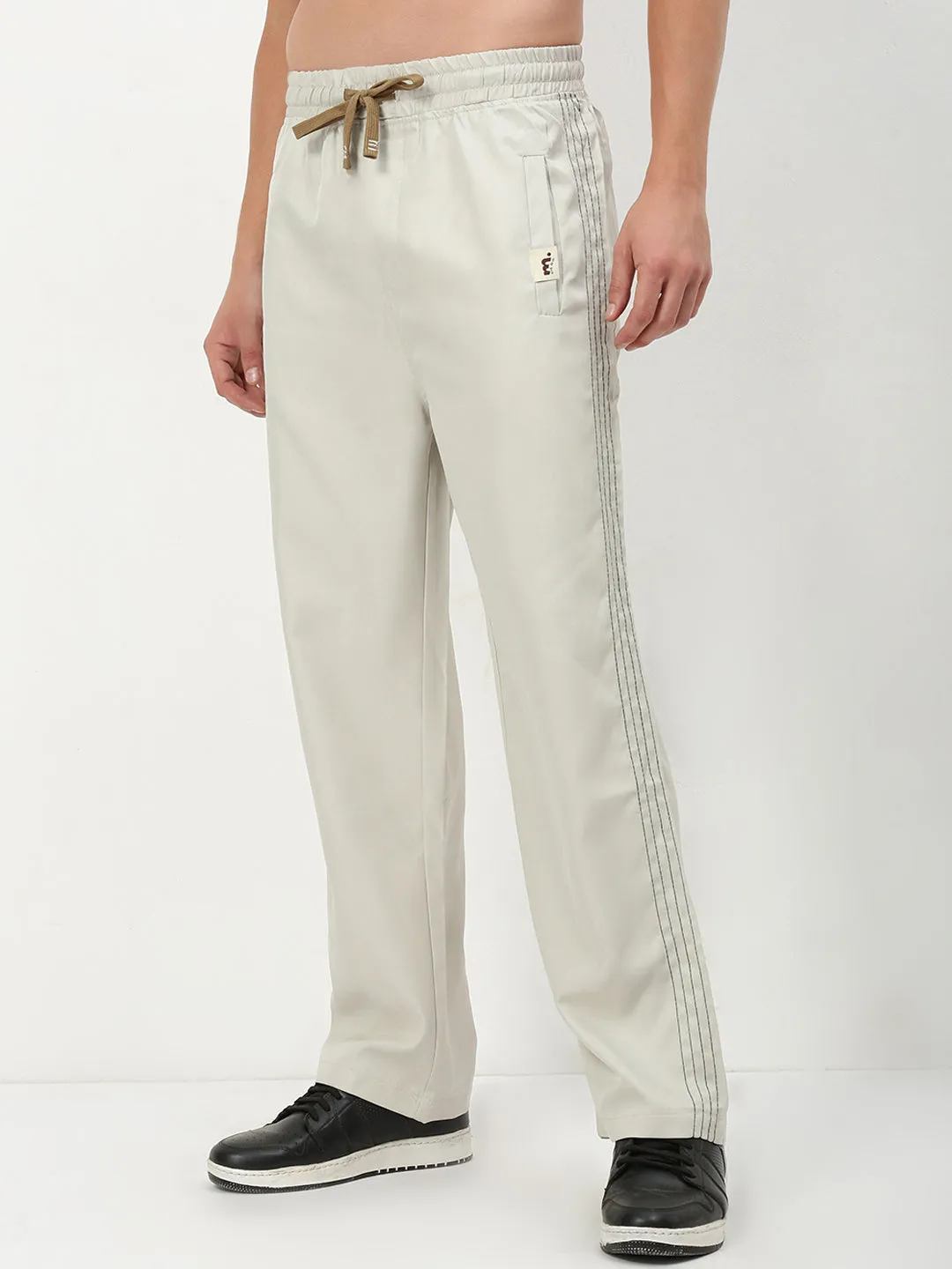 Move Easy Street Style Men's Grey Solid Straight Fit Trousers