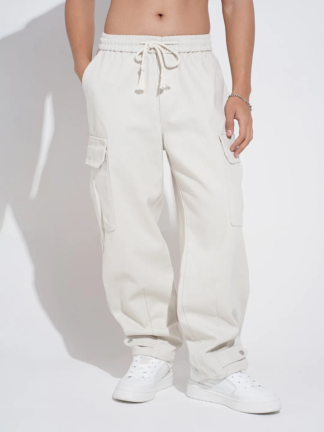 Men's Off White Relaxed Fit Cargo Trousers Anti Pilling Treatment