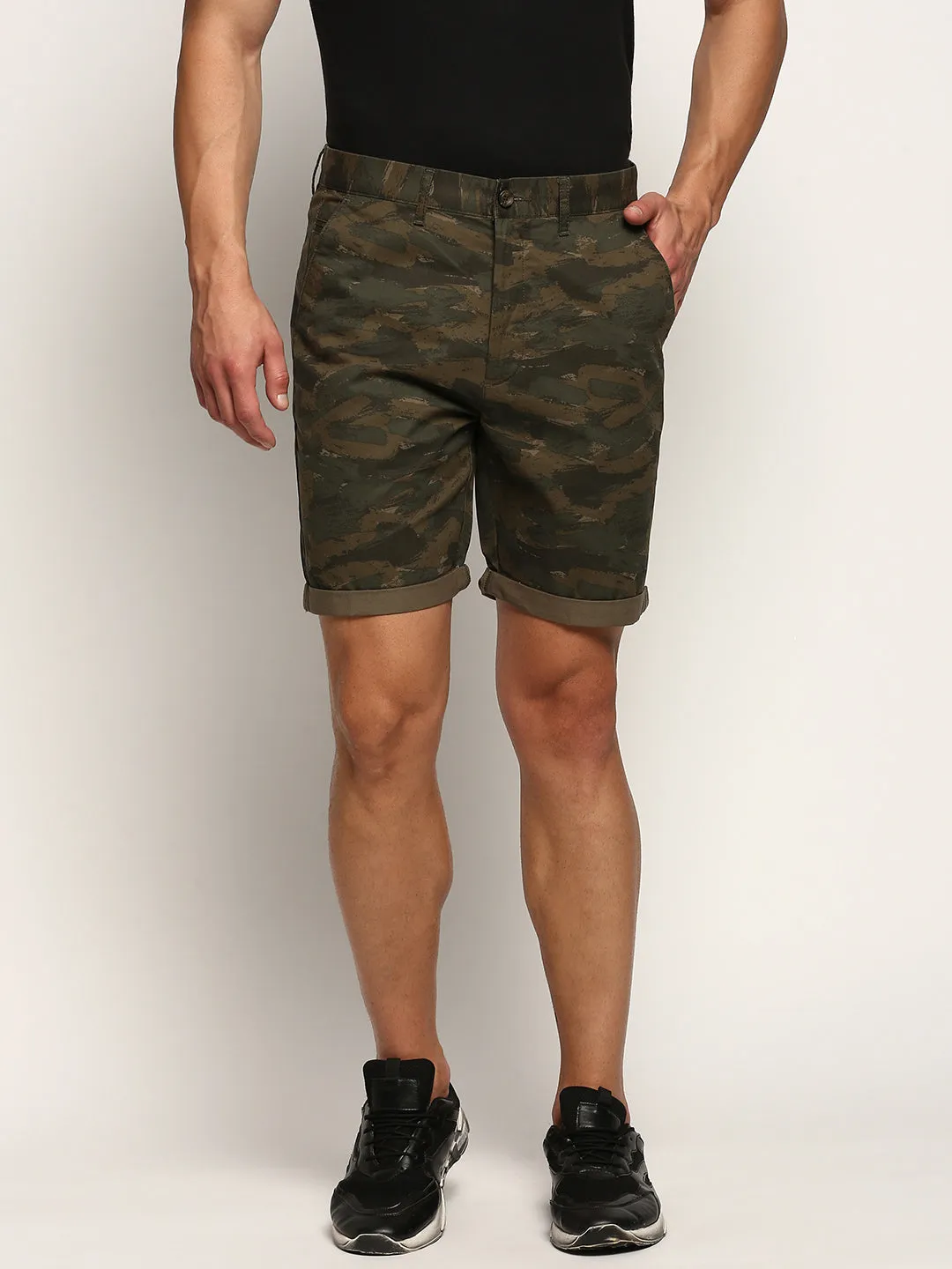 Non Restrictive Waistband Men's Olive Camouflage Printed Cotton Shorts
