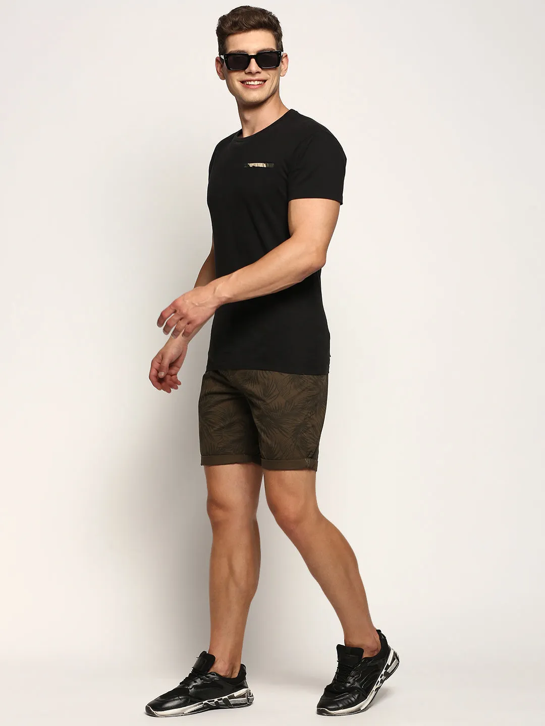 Sandals Thermoregulating Fabric Men's Olive Floral Printed Mid Rise Cotton Shorts