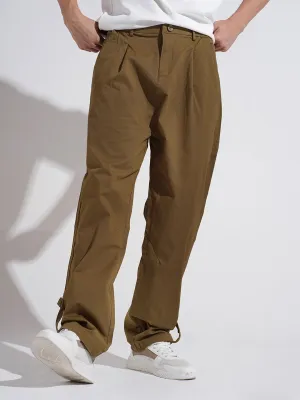 Men's Olive Relaxed Fit Trousers Wrinklefree FlexibleStretchWeave