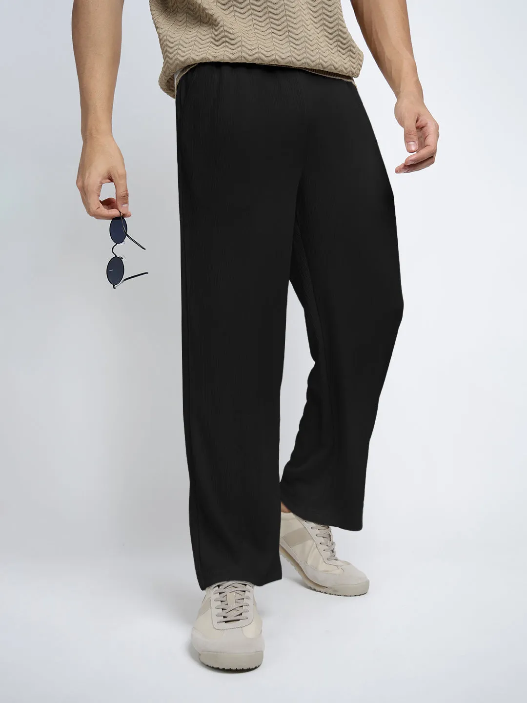 Men's Black Relaxed Fit Trousers Lightweight Fit Tough Materials