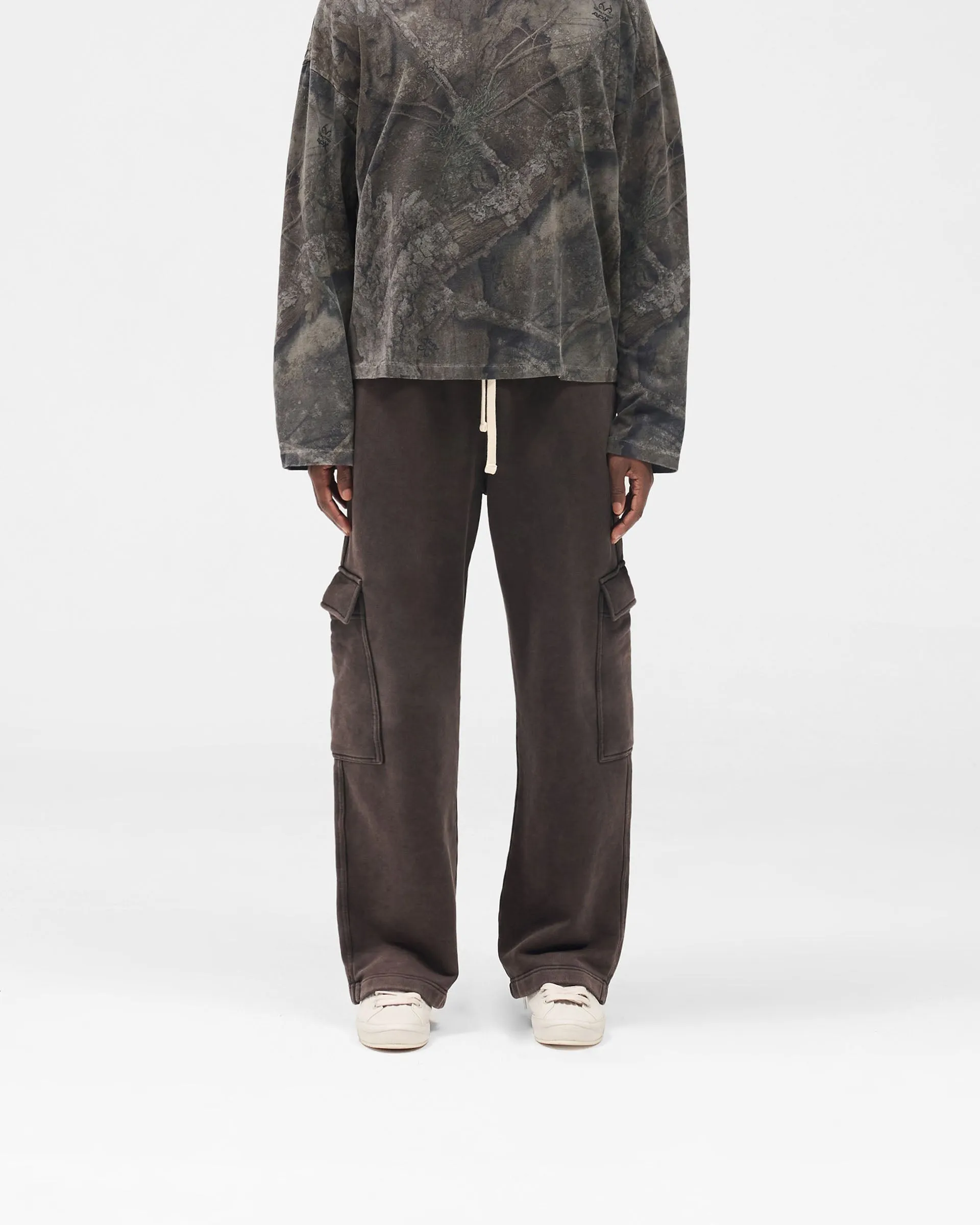 Non Slip Waistband Initial Cargo Sweatpants - Coffee