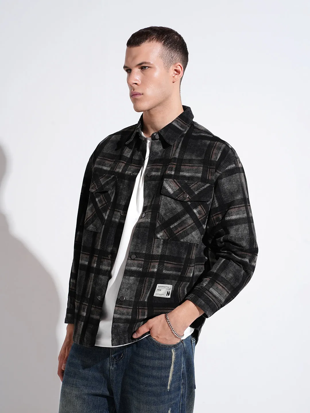Geometric Pattern WrinkleResistant Men's Checked Black Shacket