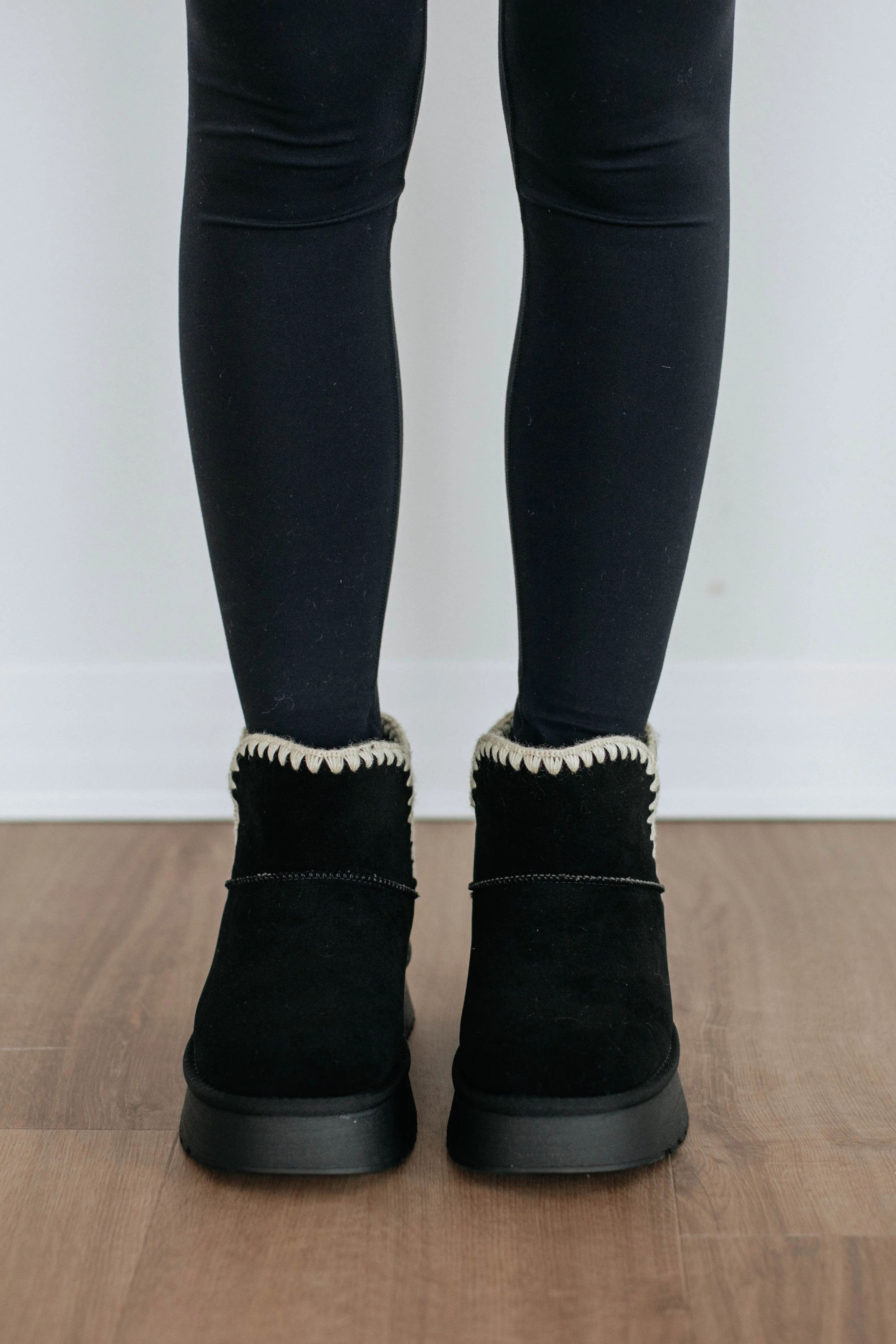 Committed To Cozy Boots - Black Versatile Everyday Wear Safe Land
