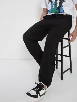 No Ride Up Men's Black Straight Fit Relaxed Fit Trousers
