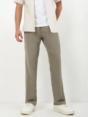 Men's Grey Solid Trousers Slim Fit Wear Chilly Weather Fit