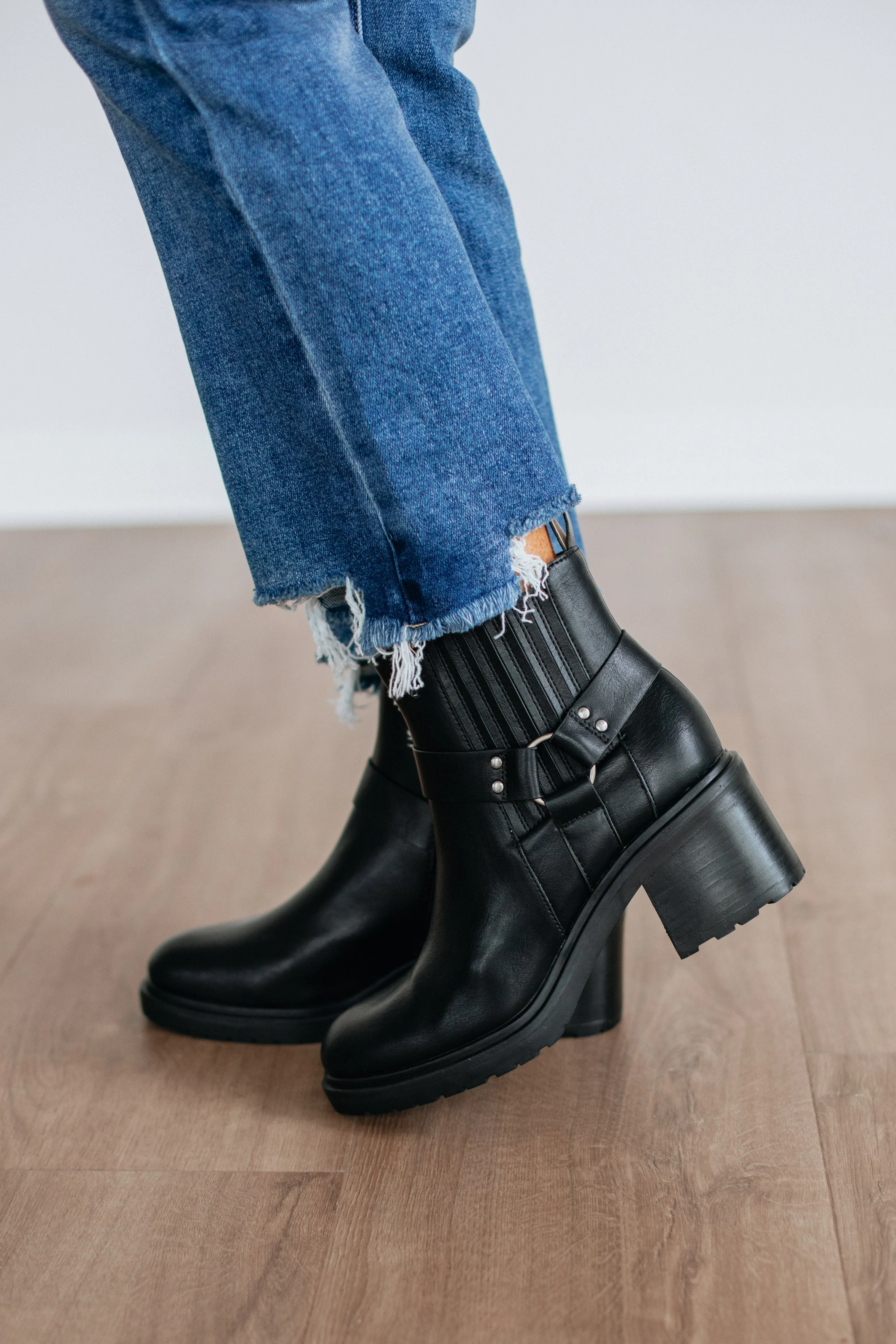 Media Pop Not So Complicated Boots - Black