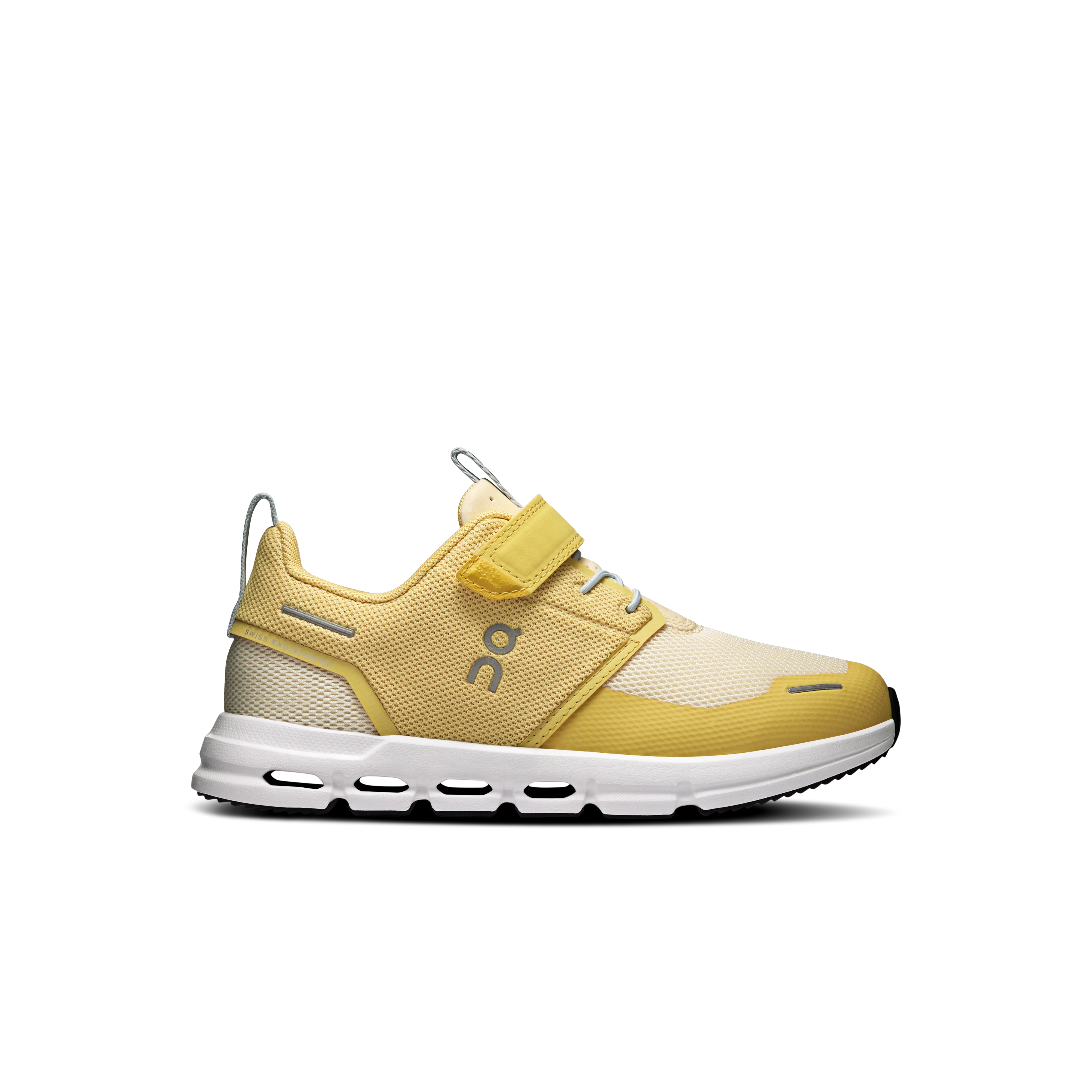 On Running Cloud Play Citrine White appliqued - finish - design shoes