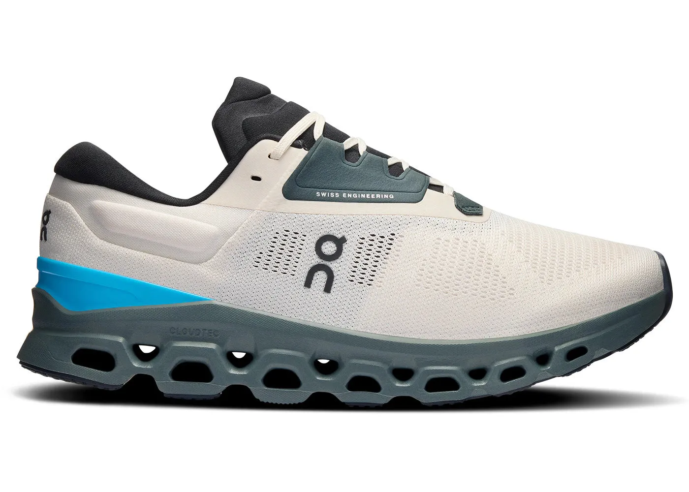 running in a marina area shoes On Running Cloudstratus 3 Cream Horizon