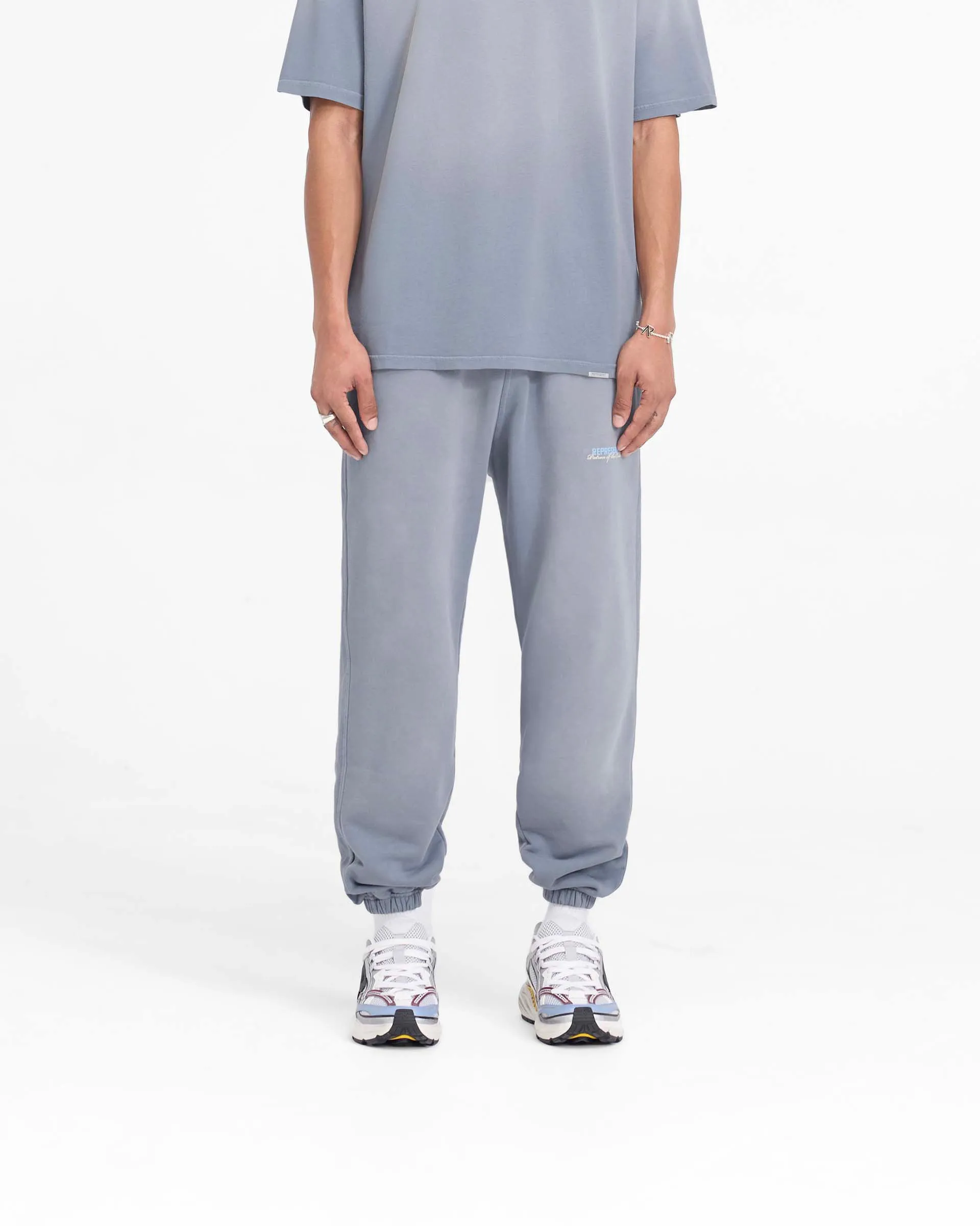 All-Purpose Wear Patron Of The Club Sweatpant - Washed Grey