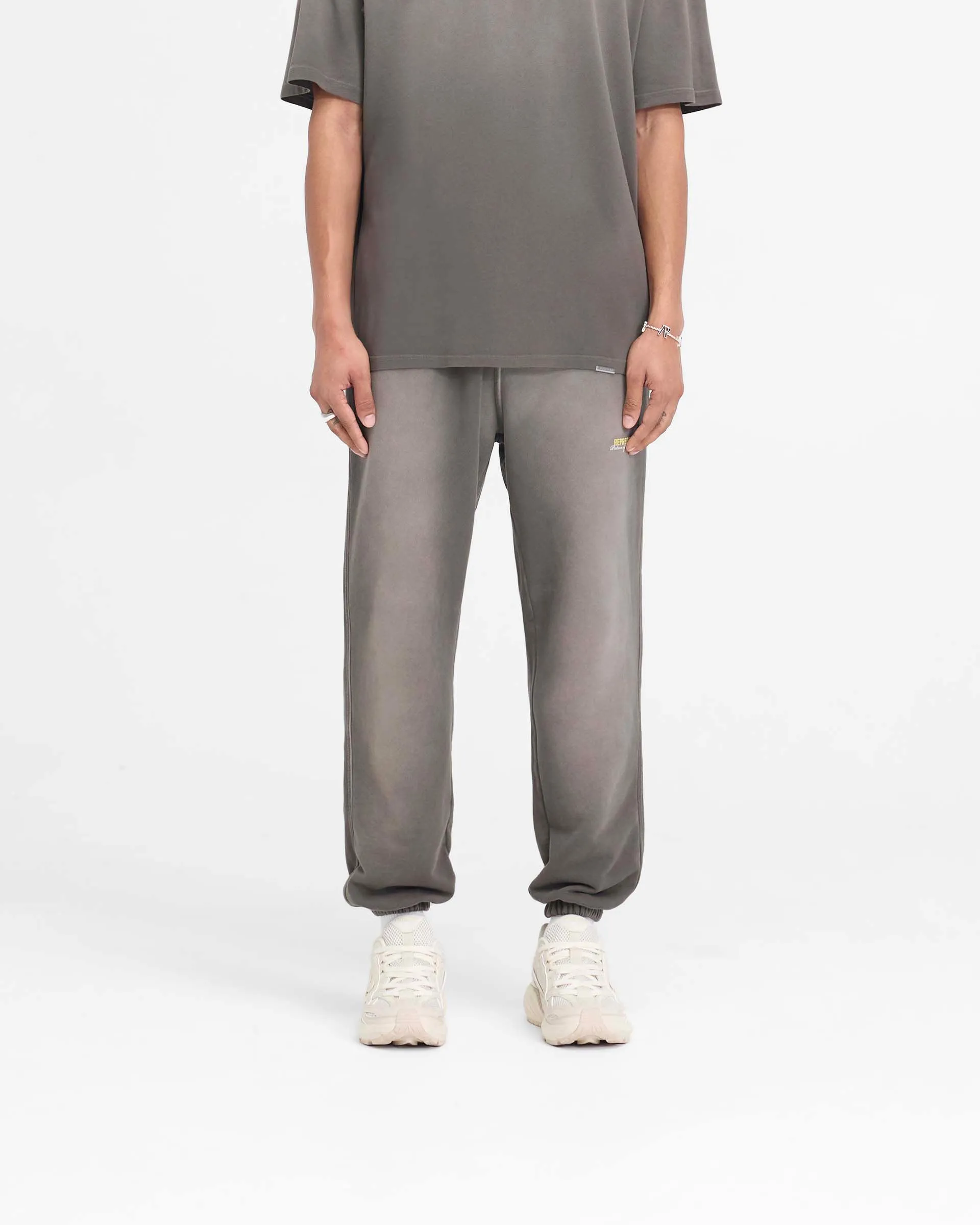 Fit Comfort Packable Fit Patron Of The Club Sweatpant - Washed Olive