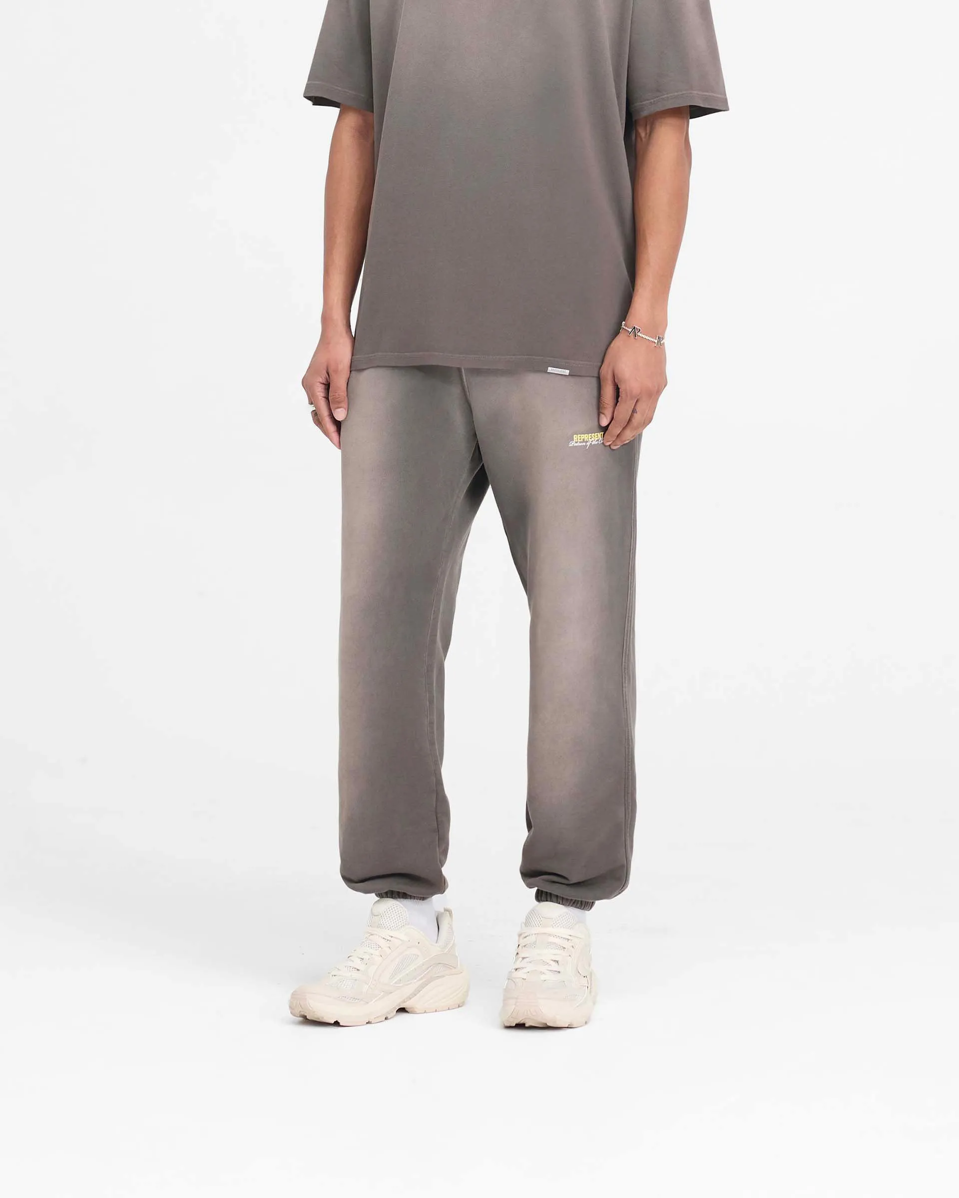 Feminine Cut Patron Of The Club Sweatpant - Washed Olive