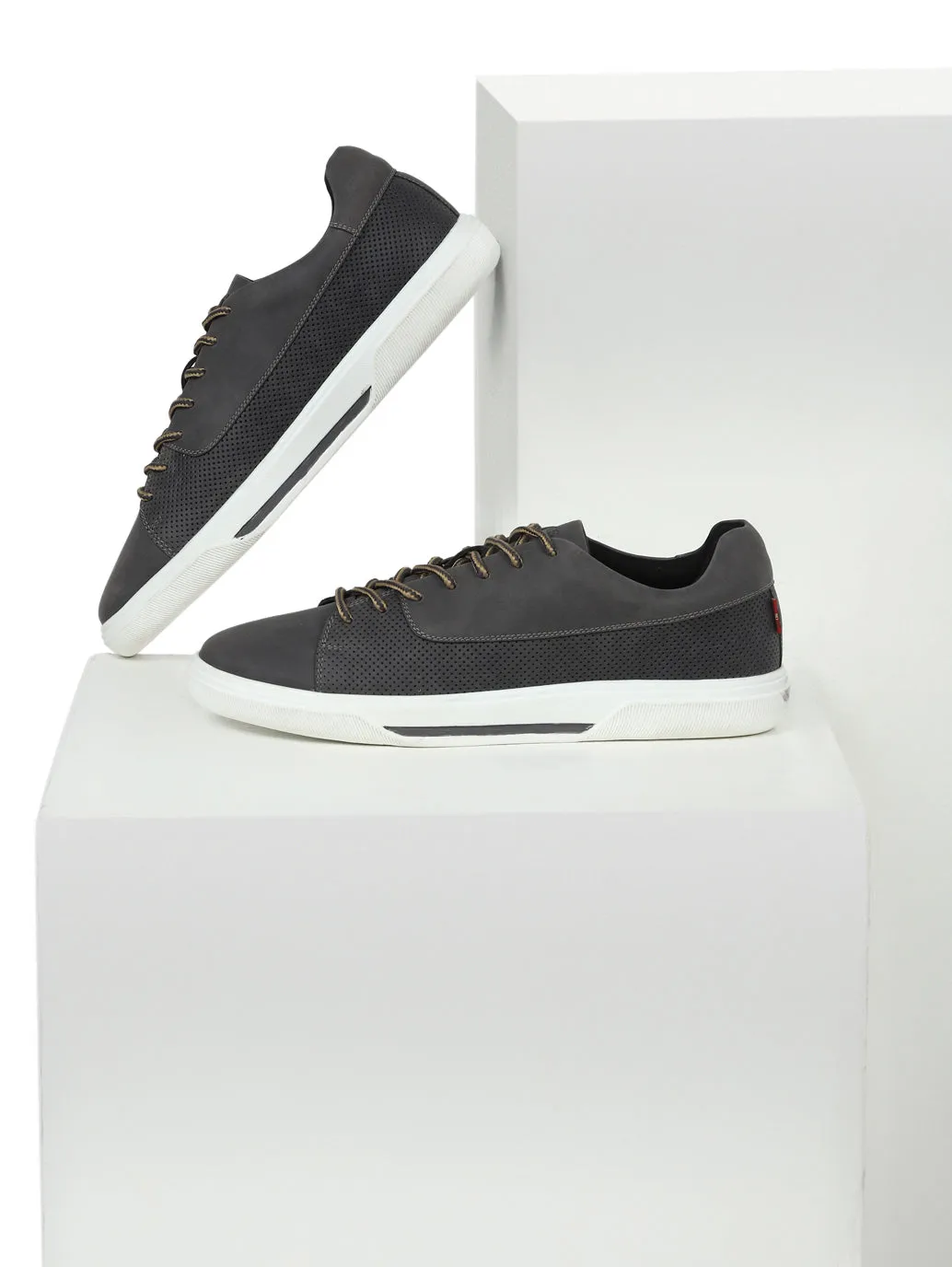 Moist Guard Dad Style Men's Grey Casual Shoes