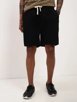 Flexibility Built-In Men's Black Solid Shorts