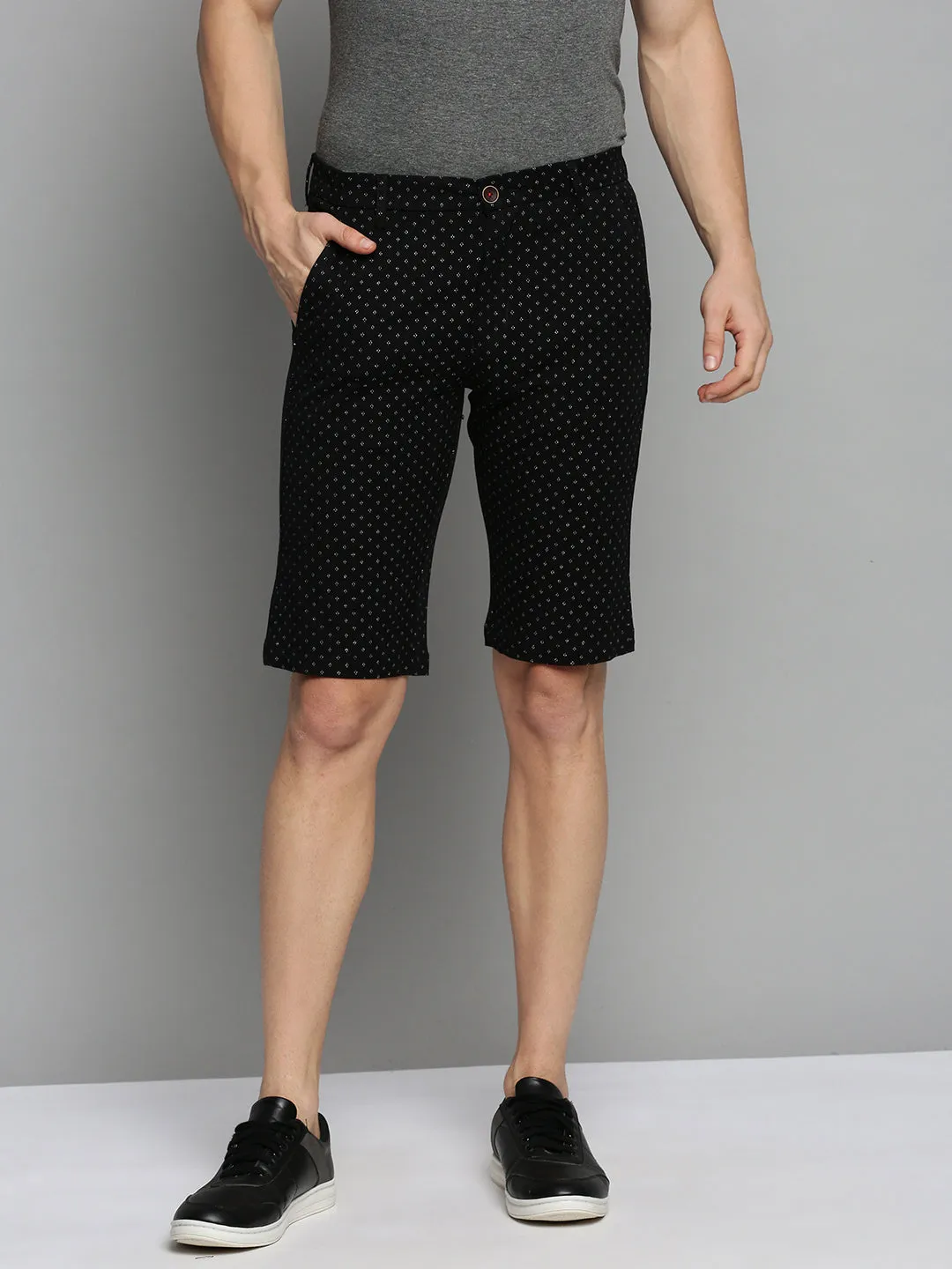 Outdoor Performance Men's Black Printed Chino Shorts