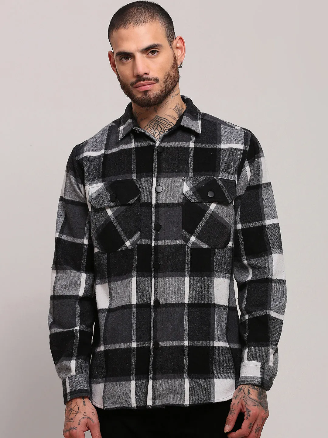 Flexible Collar Men's Black Checked Relaxed Fit Shacket
