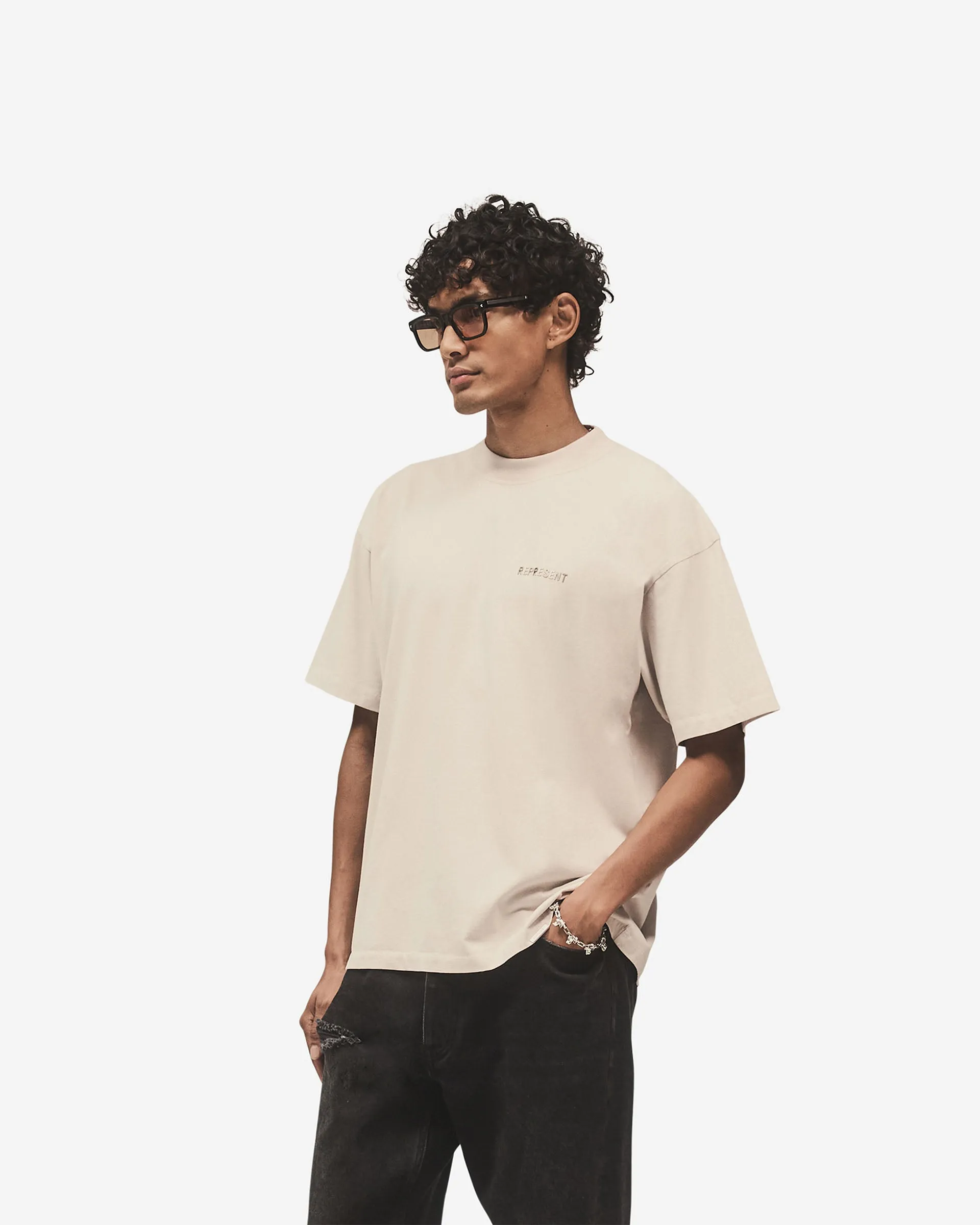 Metal Block Logo T-Shirt - Concrete Casual layering piece Versatile Trend