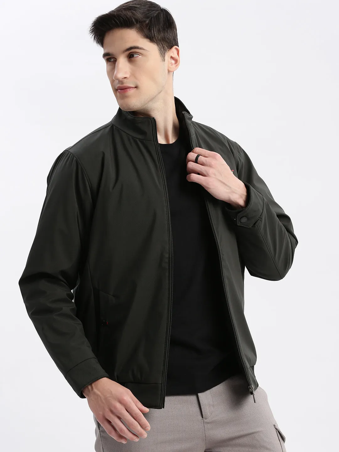 Anti Glare Trim Men's Olive Mock Collar Long Sleeves Zip Detail Rapid-Dry Windcheater Bomber Jacket
