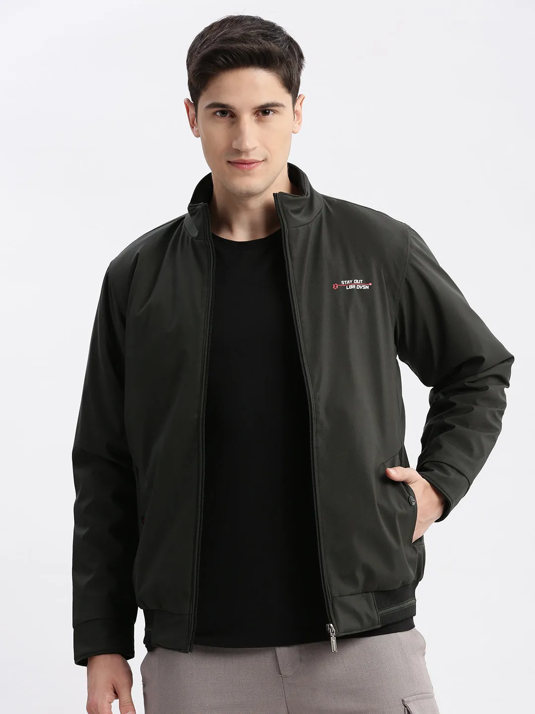 Noise Reducing Hardware Men's Olive Mock Collar Long Sleeves Zip Detail Rapid-Dry Windcheater Bomber Jacket