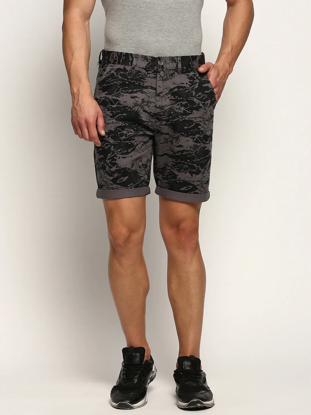 Reflective Safety Details Men's Grey Abstract Printed Mid Rise Cotton Shorts