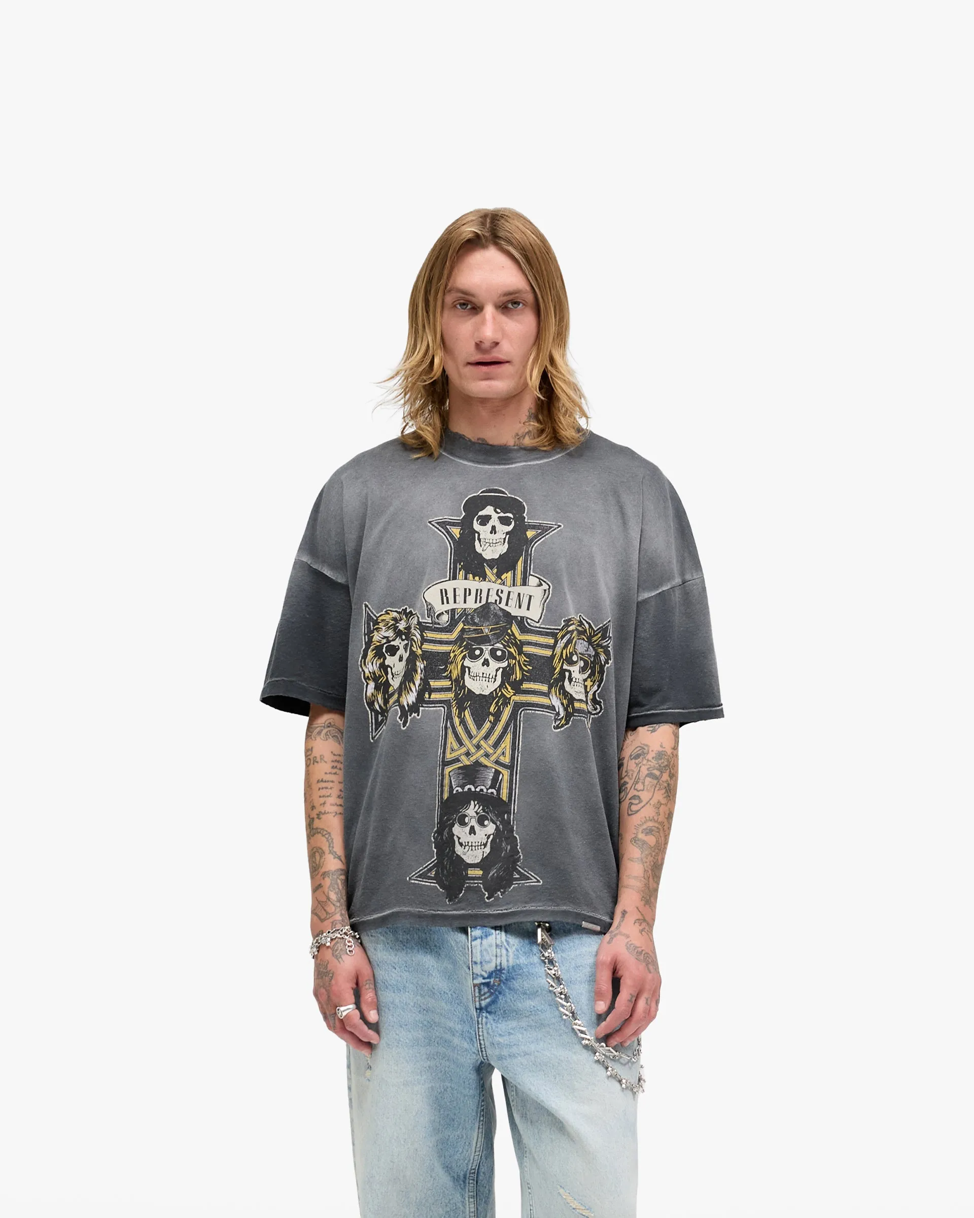 Represent X Guns N' Roses Cross T-Shirt - Stained Black Scoop neck femininity