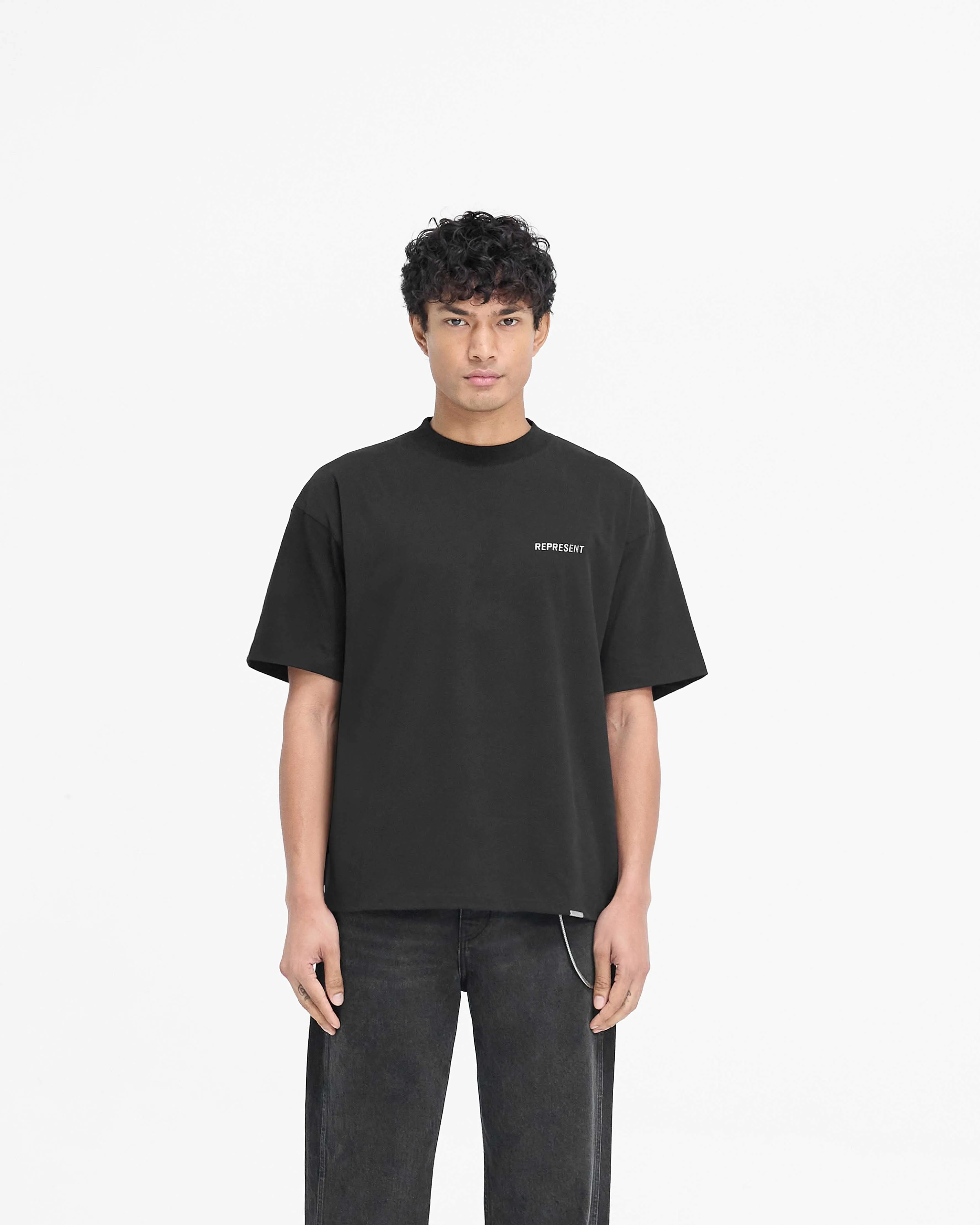 Fashion Essential Block Logo T-Shirt - Jet Black