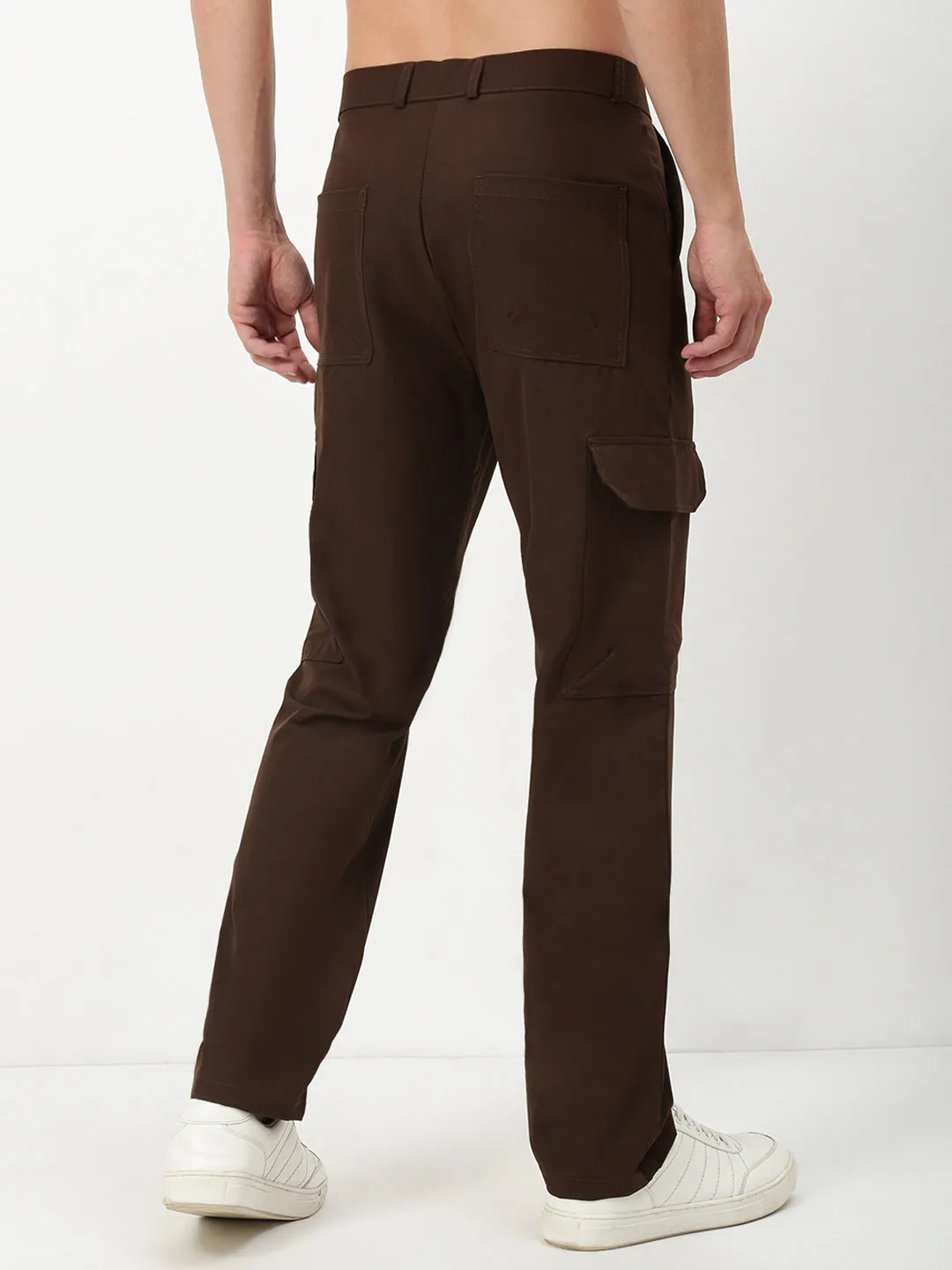 Weekend Ready Men's Brown Solid Straight Fit Cargos