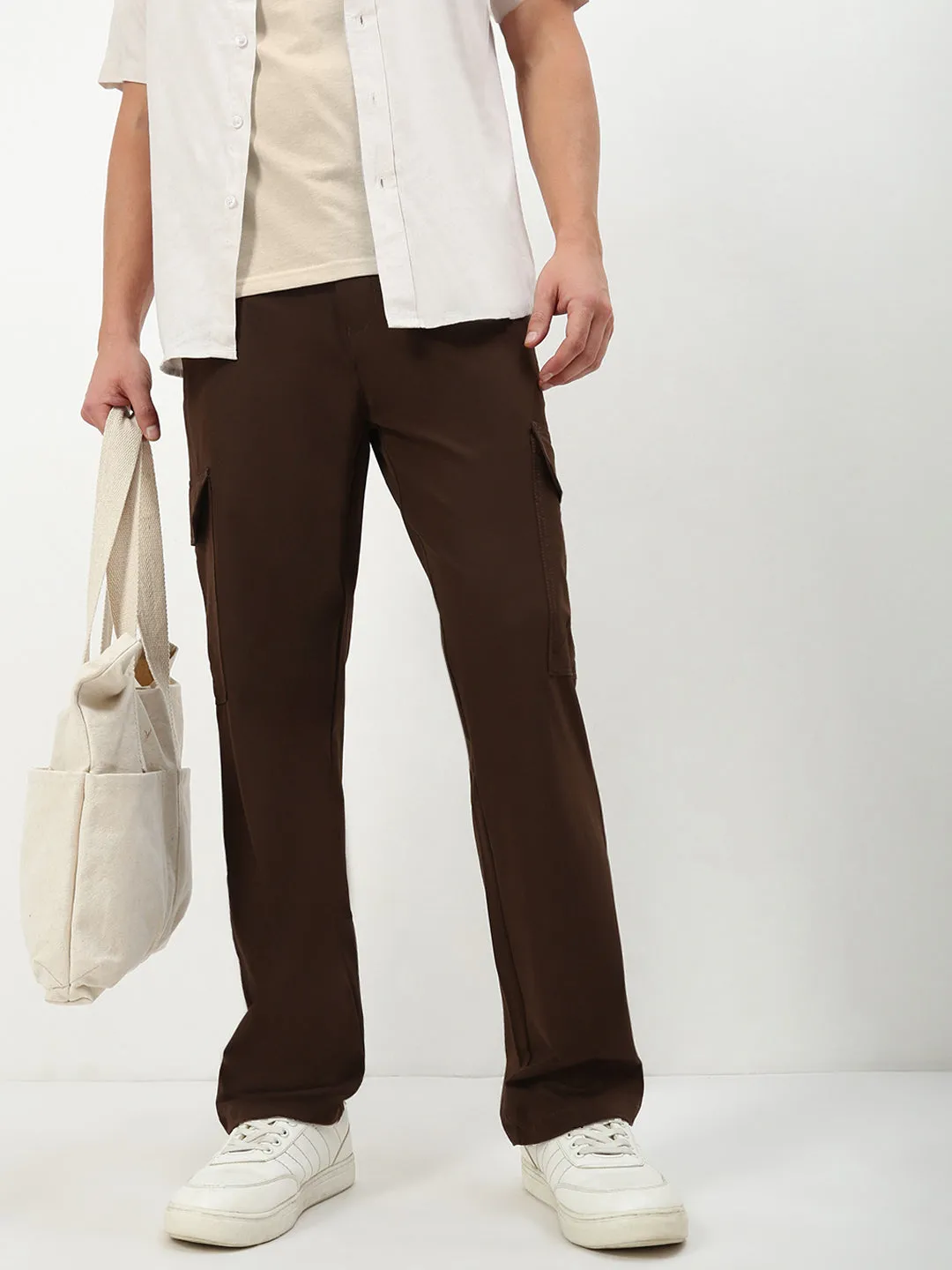 Street Ready Men's Brown Solid Straight Fit Cargos