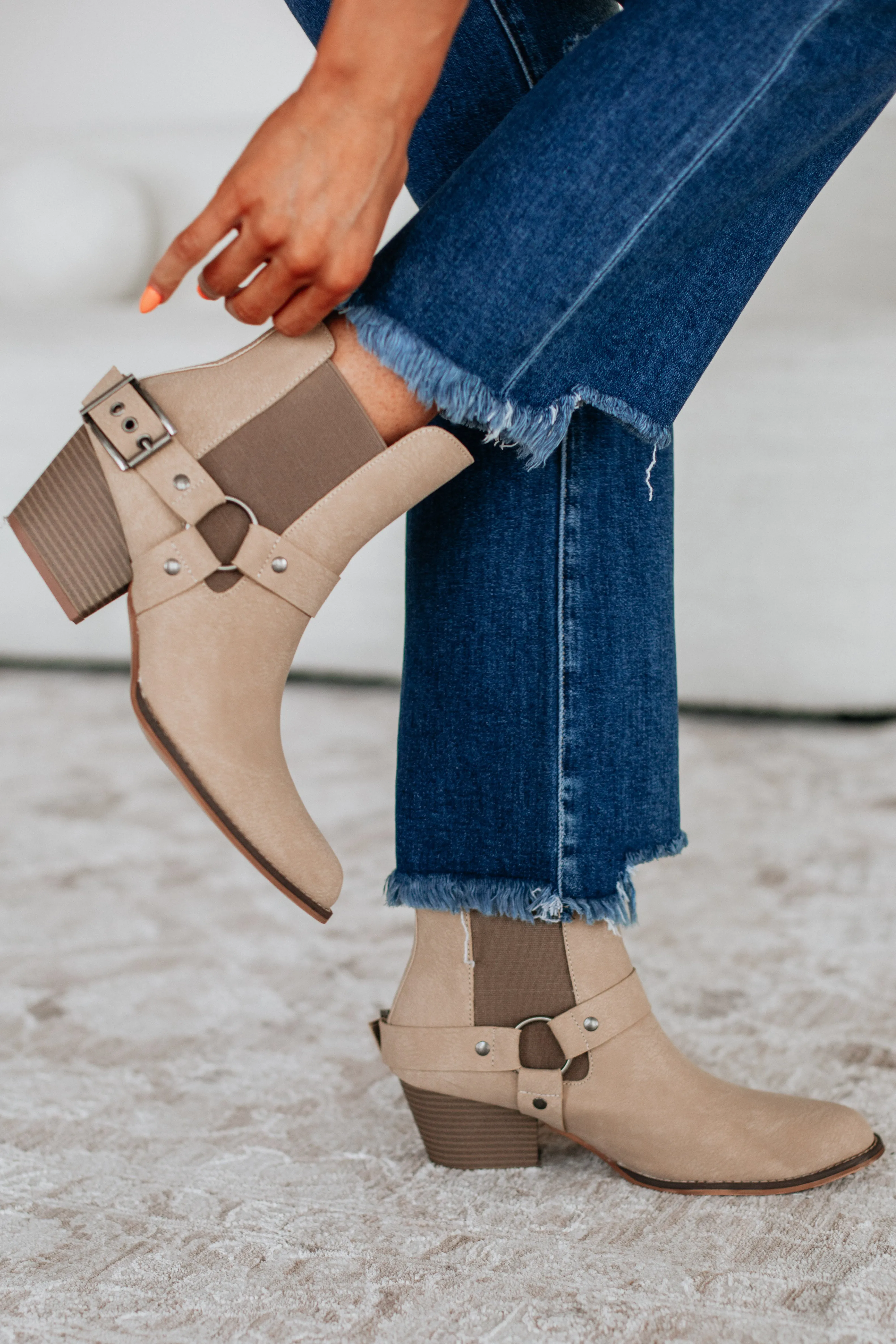 Stay In Tune Boots Style Goal