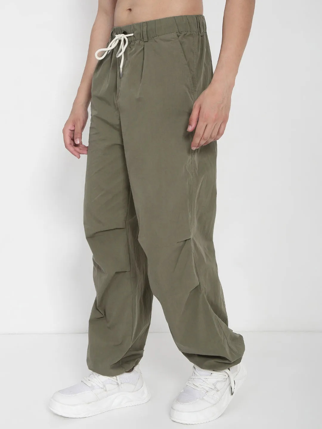 Men's Olive Parachute Trousers Utility Fit Comfortable Look Wear