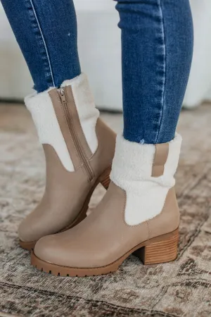 Thinking It Over Boots - Taupe Workout Eva Midsole