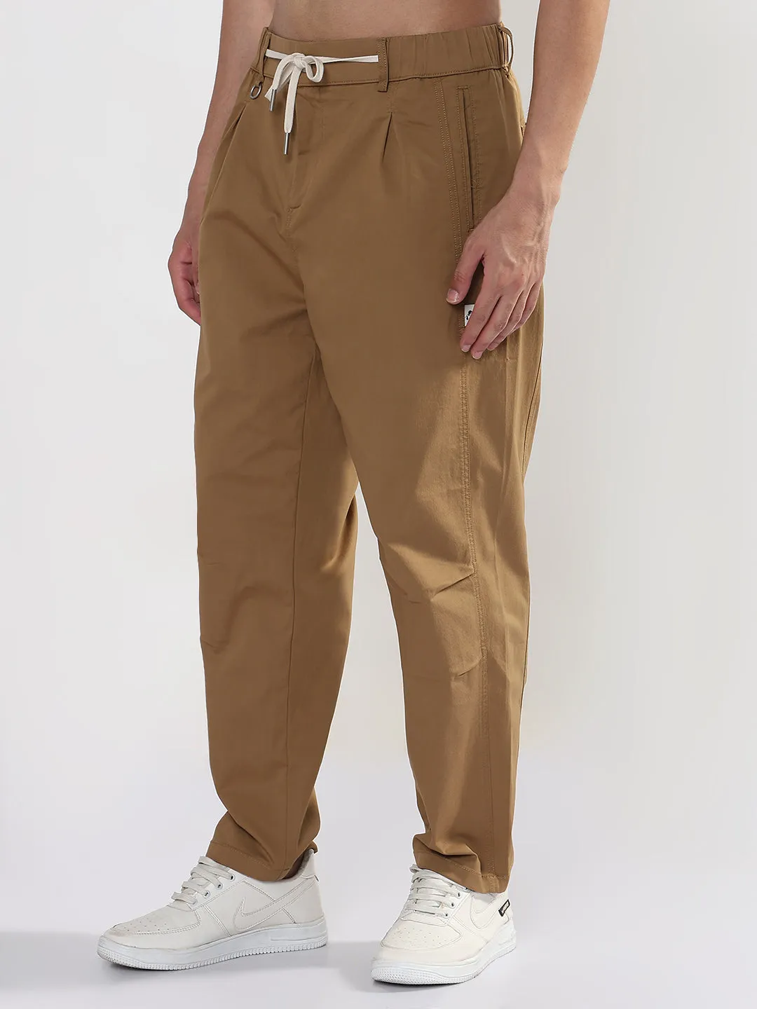 On The Go Men's Brown Relaxed Fit Trouser