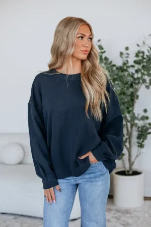 Ali Crewneck Pullover Modern Minimal