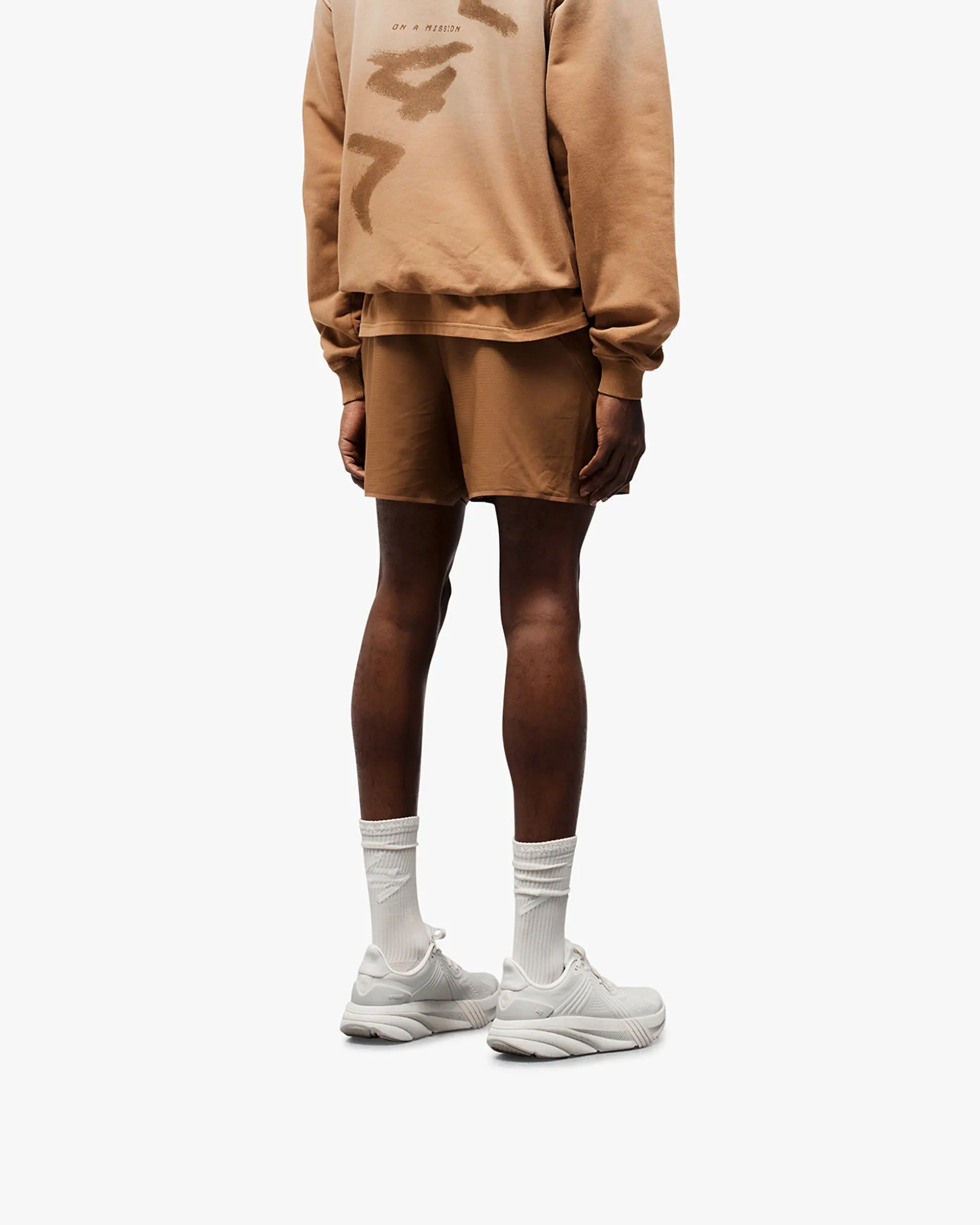 On Trend Team 247 Aero Shorts - Rust