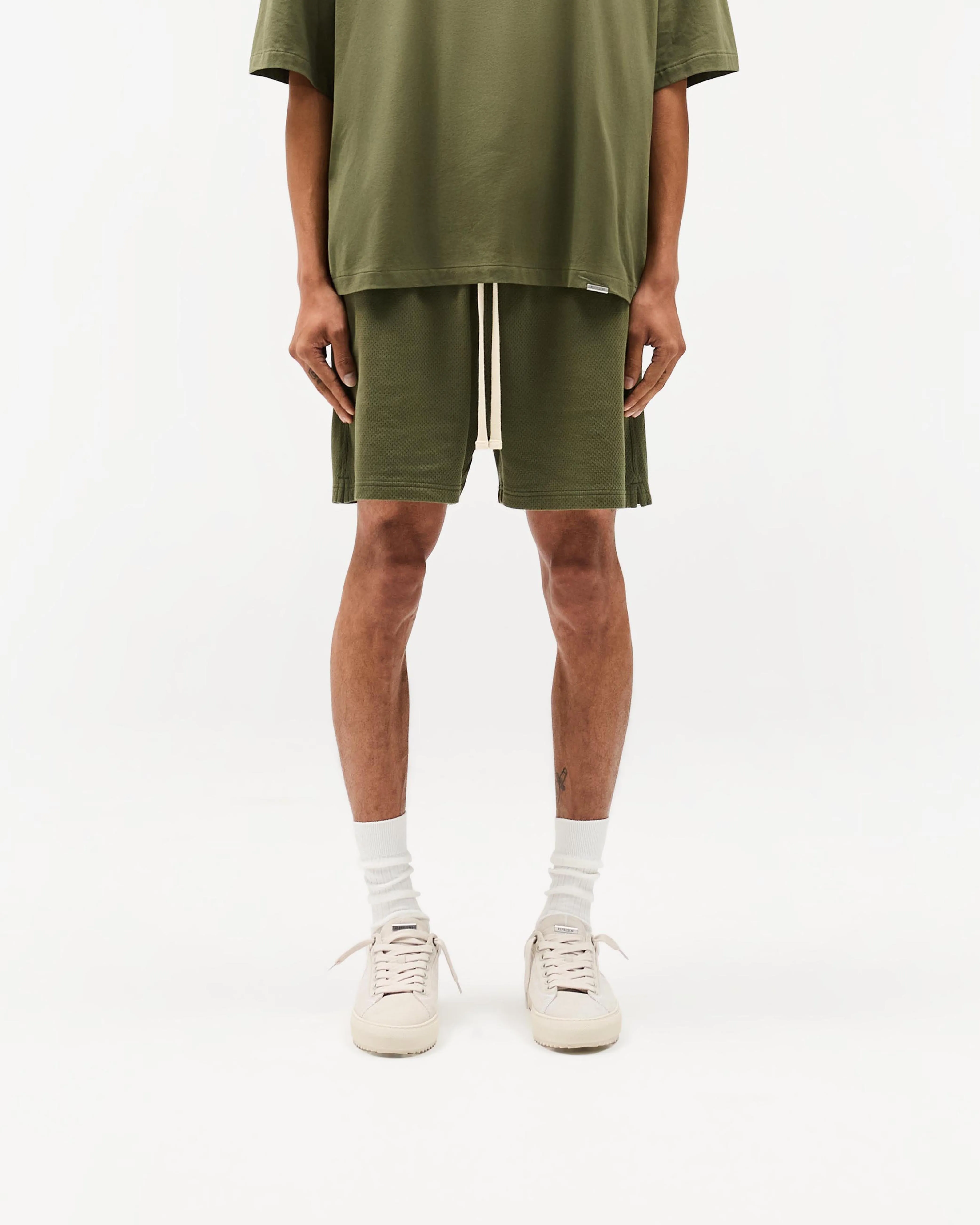 Initial Mesh Shorts - Army Green Youth fashion