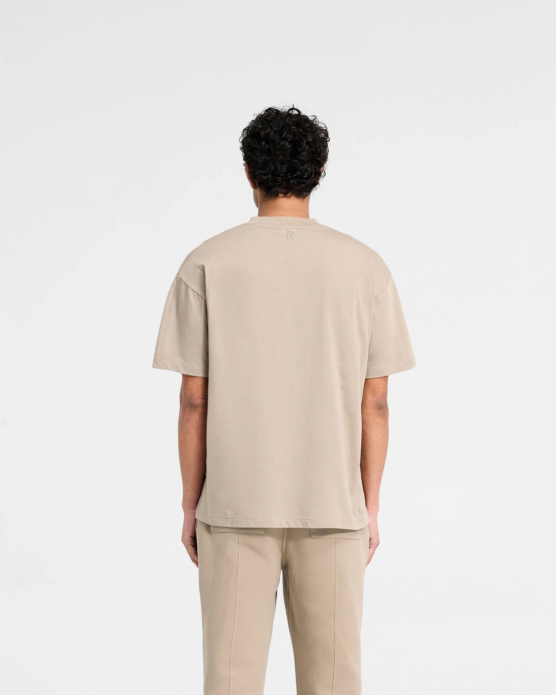 Initial Oversized T-Shirt - Dune Chic Comfort Casual Flex