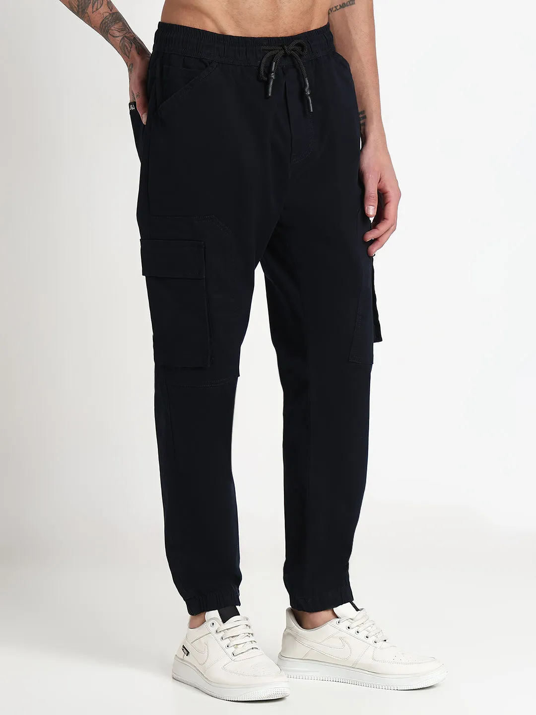 Men's Navy Blue Solid Cargo Joggers Windproof Design