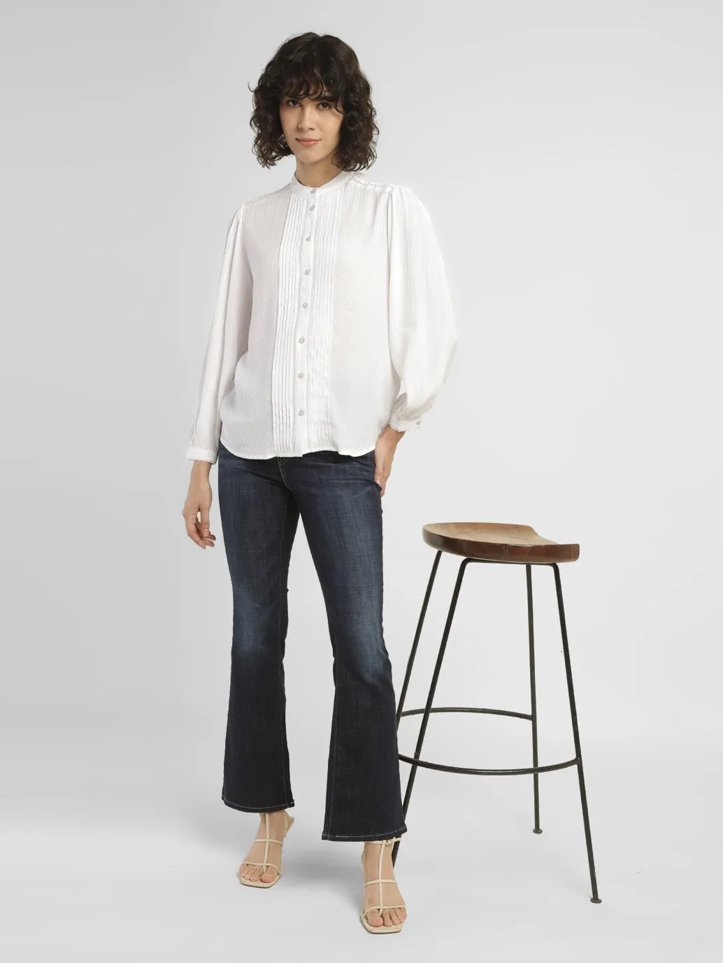 Tailored Style Fit For Every Day Women's 725 Blue Flared Fit High Rise Jeans