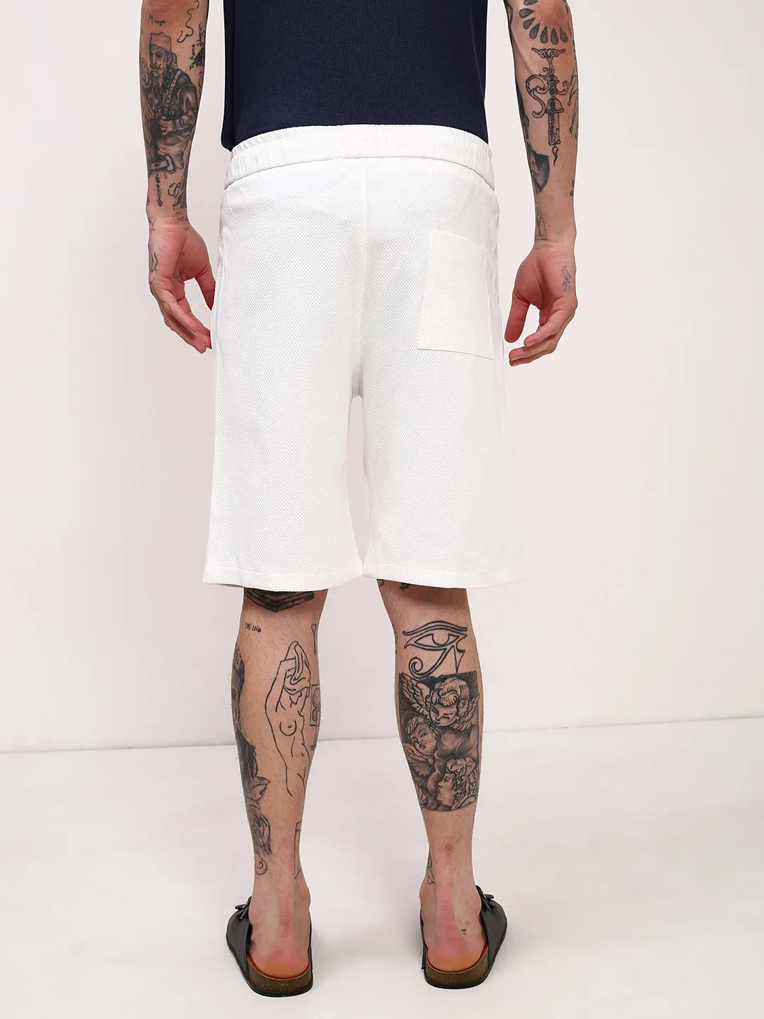 Reinforced Seams Stretch Fit Men's White Mid-Rise Regular Fit Shorts