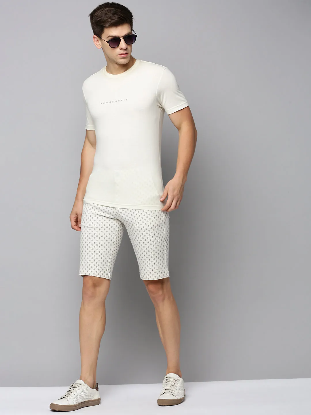 Classic Comfort Men's Beige Printed Cotton Shorts