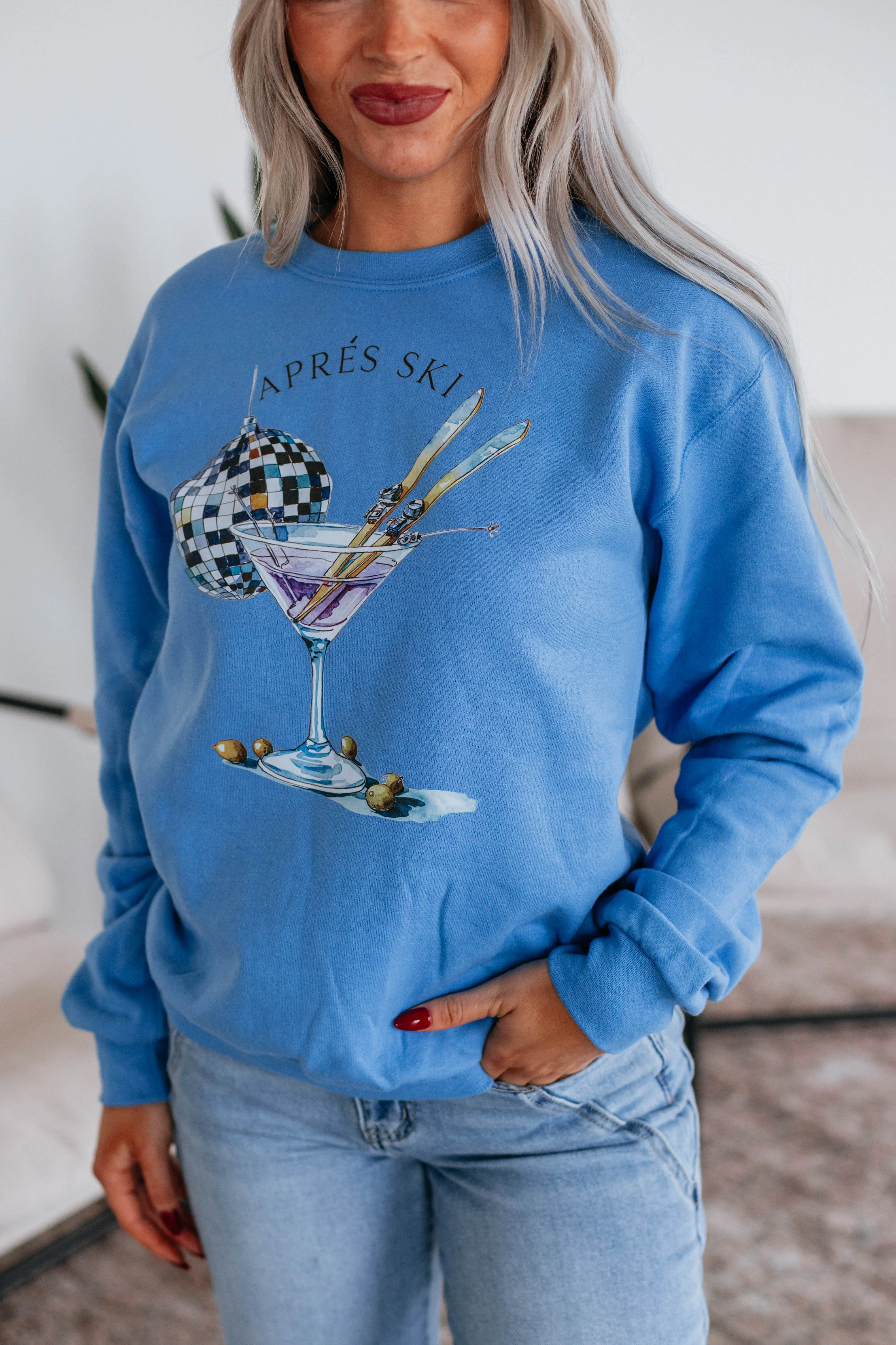 Apres Ski Martini Crewneck Cozy Street Style V neck