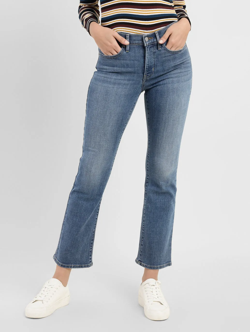 Holiday Vibes Date Night Lightweight Women's 315 Blue Flared Fit High Rise Jeans