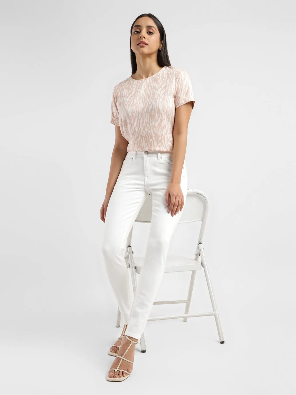 Chill Comfort Women's 711 White Skinny Fit Mid Rise Jeans