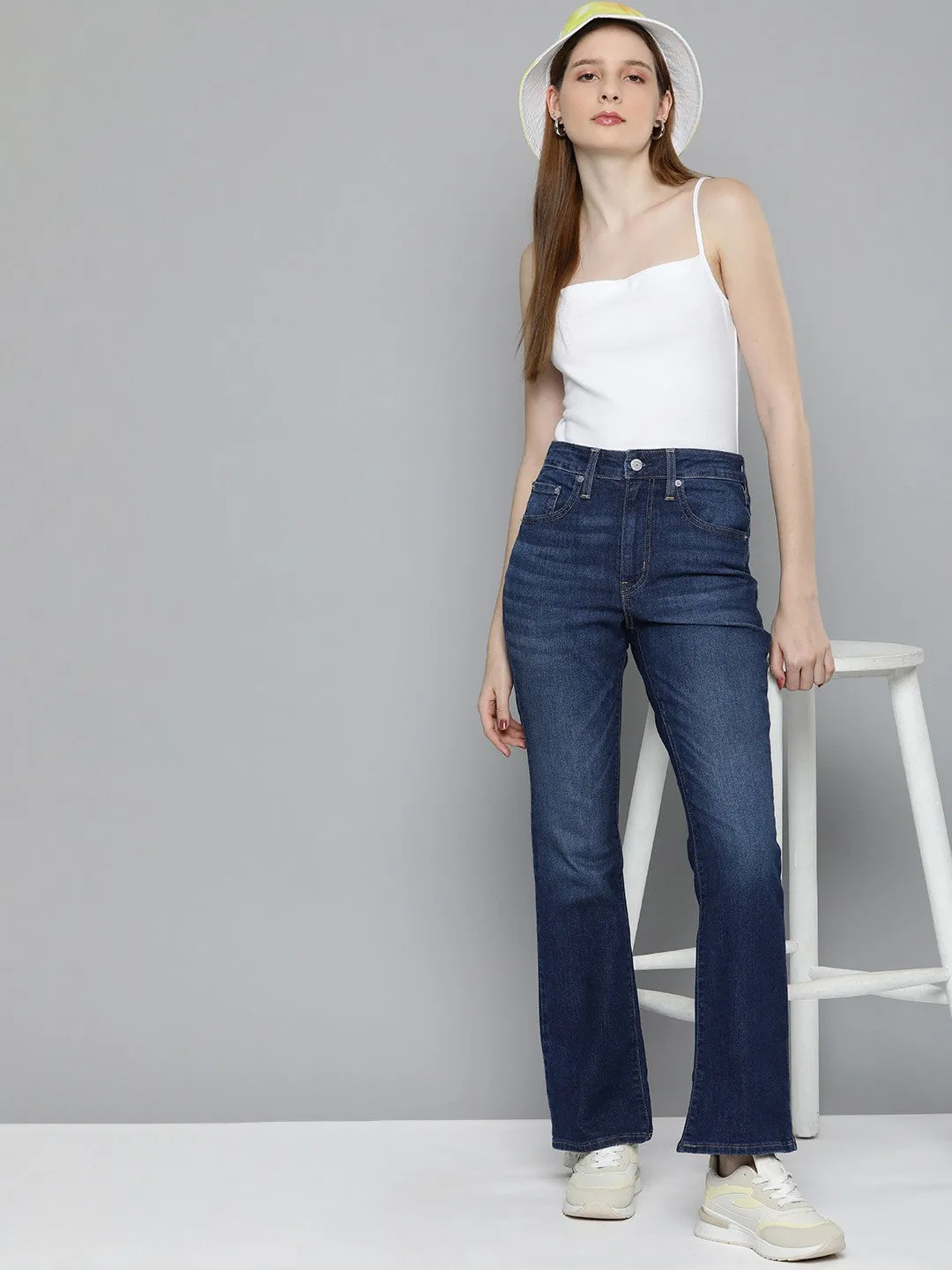 Women's 725 Blue Flared Fit High Rise Jeans Stone Wash Finish