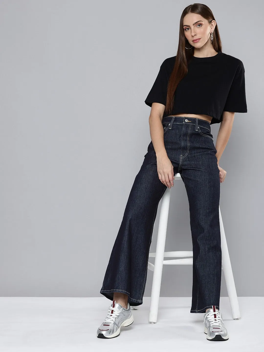 Simple Fashion Comfy Classic High Quality Women's Blue Ribcage Bell Bottom Wide Leg Fit High Rise Jeans